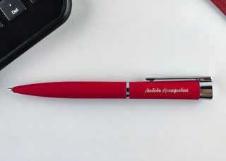 Ручка именная &quot;Алиса&quot;, покрытие soft touch, цвет красный с серебром